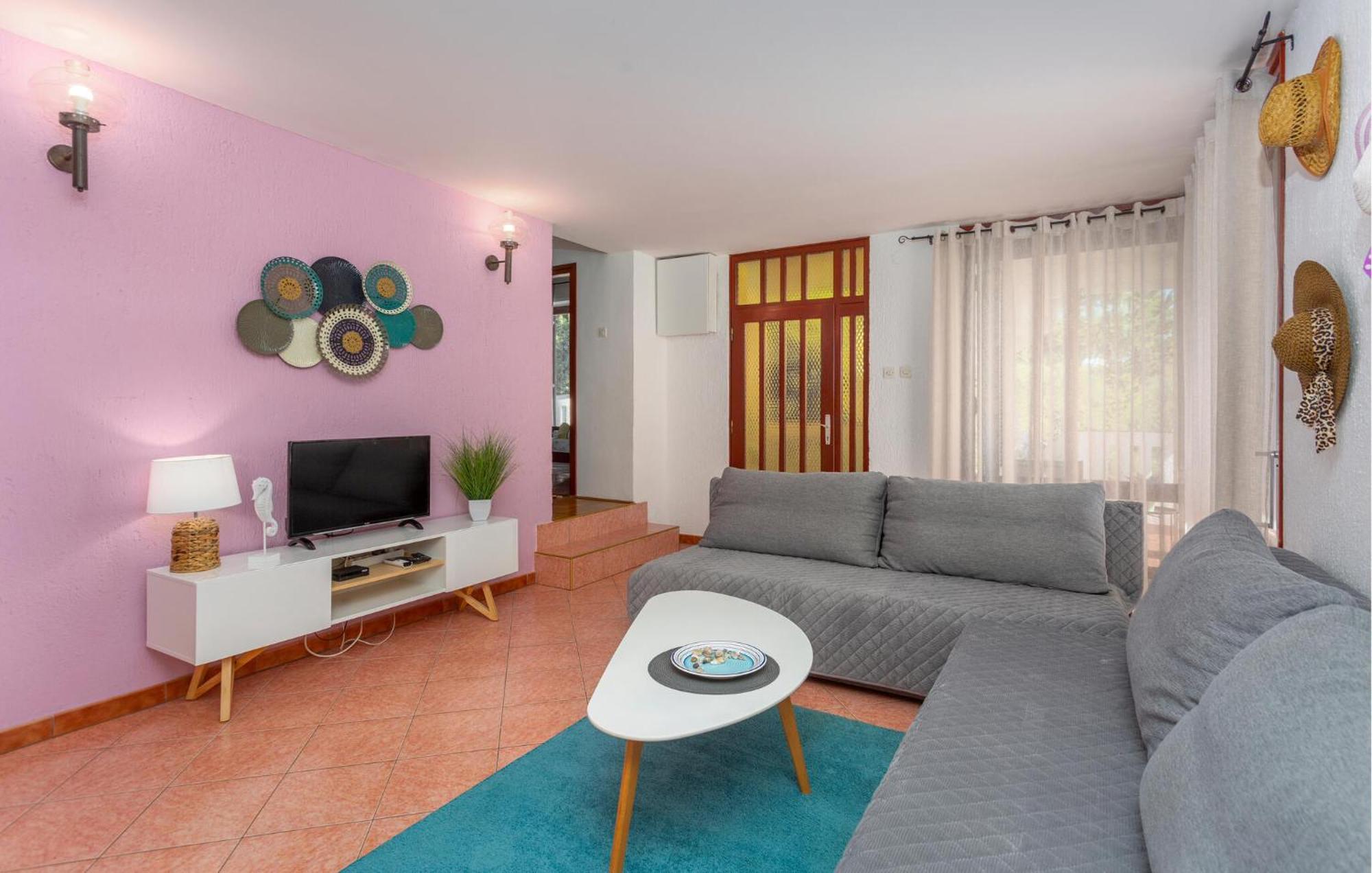3 Bedroom Stunning Apartment In Krk Krk Town Exterior foto