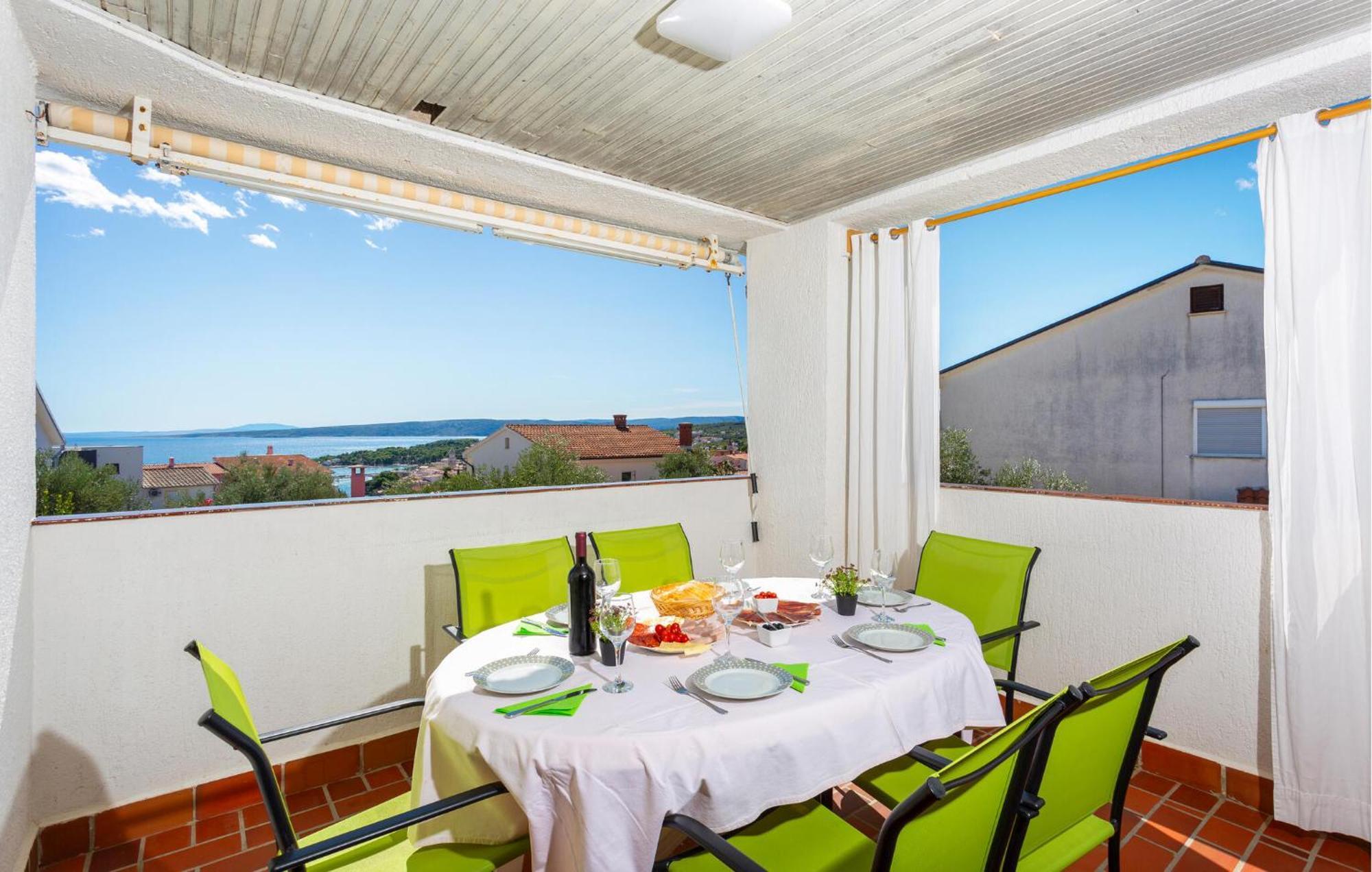 3 Bedroom Stunning Apartment In Krk Krk Town Exterior foto